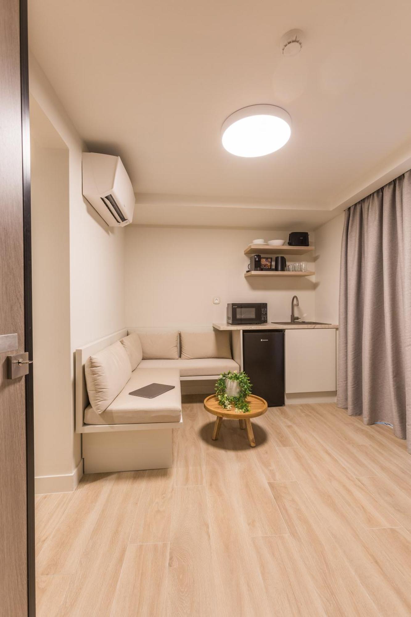 The Mediterranean Suites Pireus Exteriér fotografie