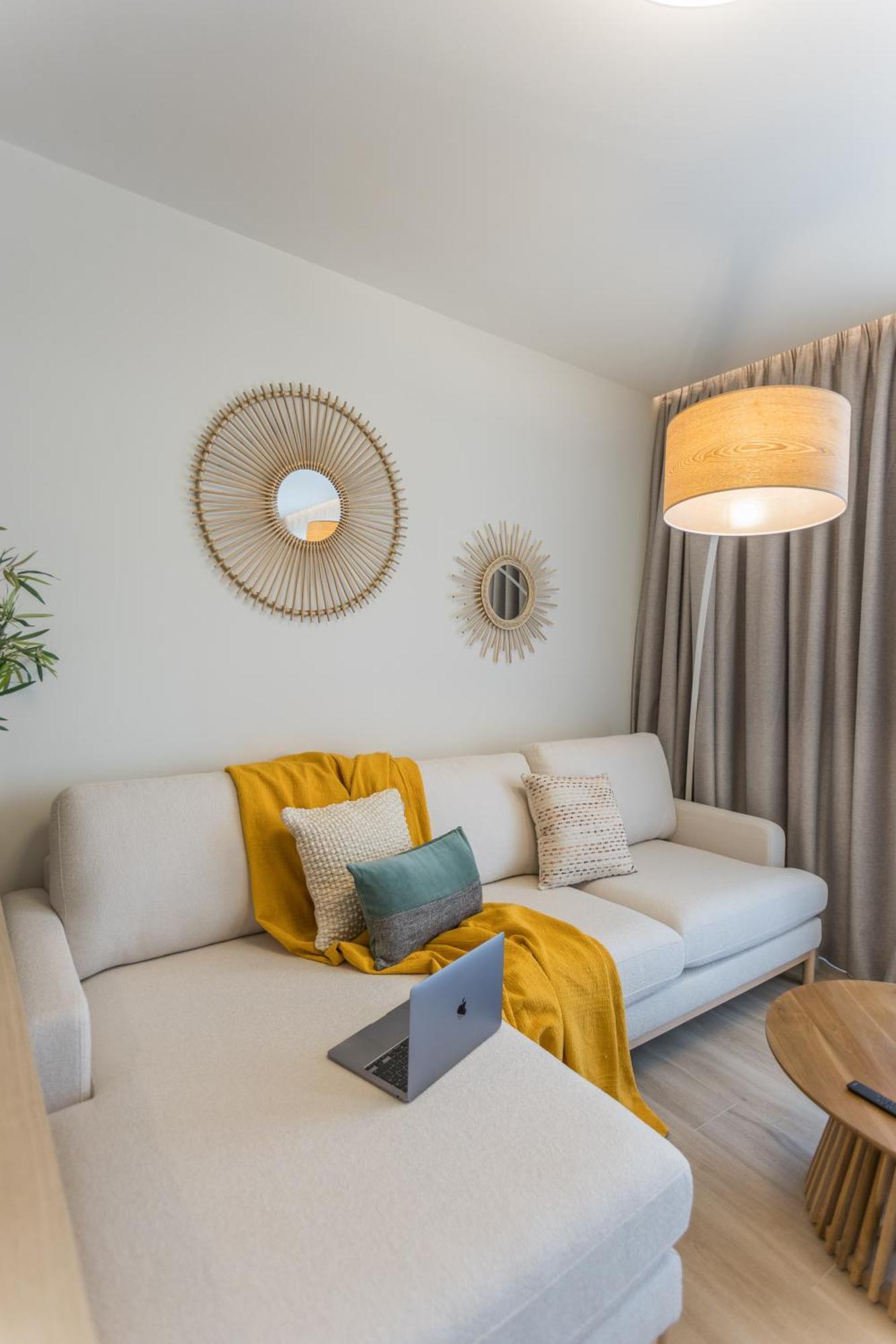 The Mediterranean Suites Pireus Exteriér fotografie